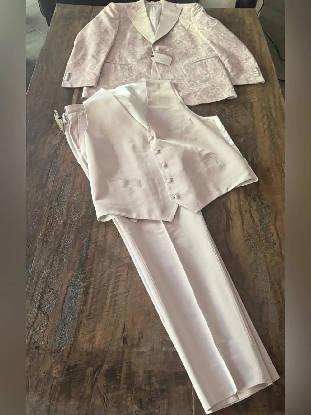 Sebastian Cruz 3-Piece Suit
